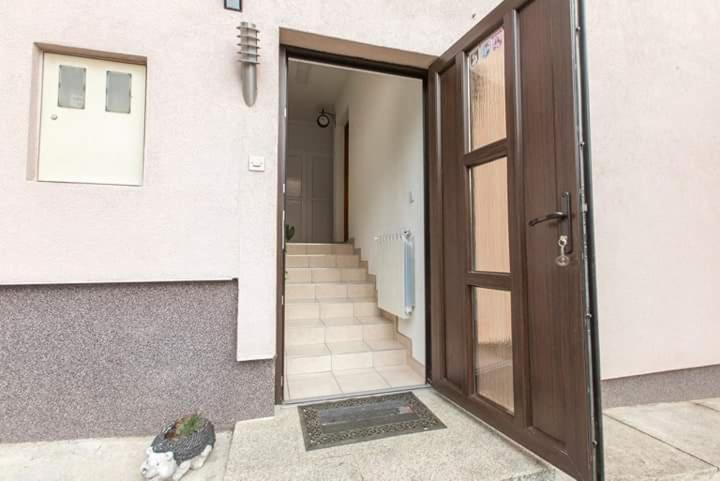 Apartman Sunny Lika Gospic Luaran gambar